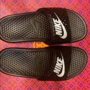 Nike slides